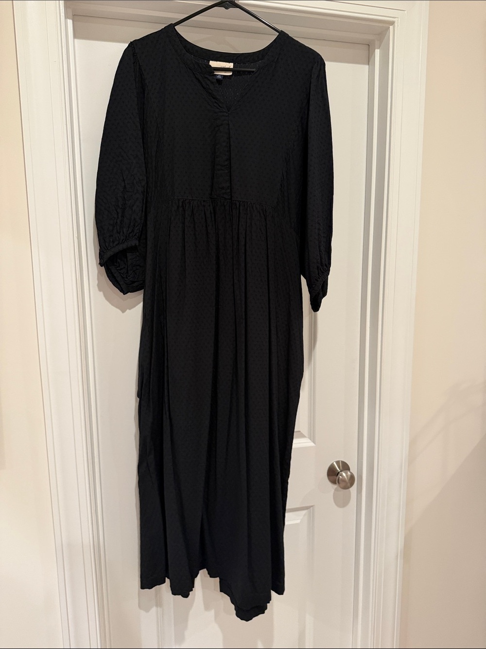 Universal Thread Black Textured Maxi Dress